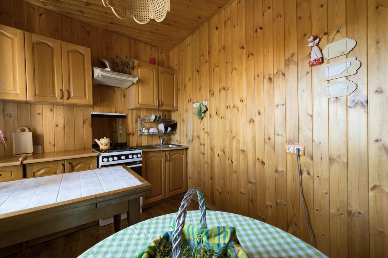 Guest House On Kaldaiakova 38 Almaty Ngoại thất bức ảnh