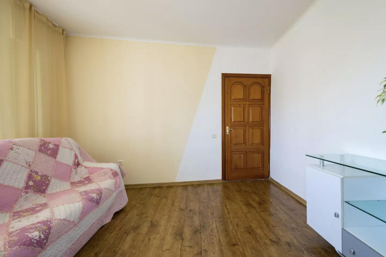 Guest House On Kaldaiakova 38 Almaty Ngoại thất bức ảnh